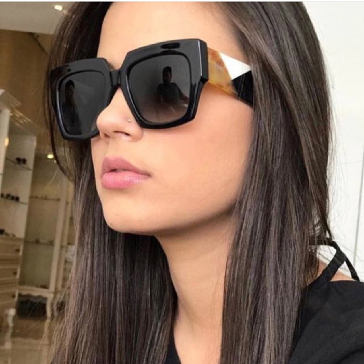 Buy Black oversized sunglasses Online. – Odette