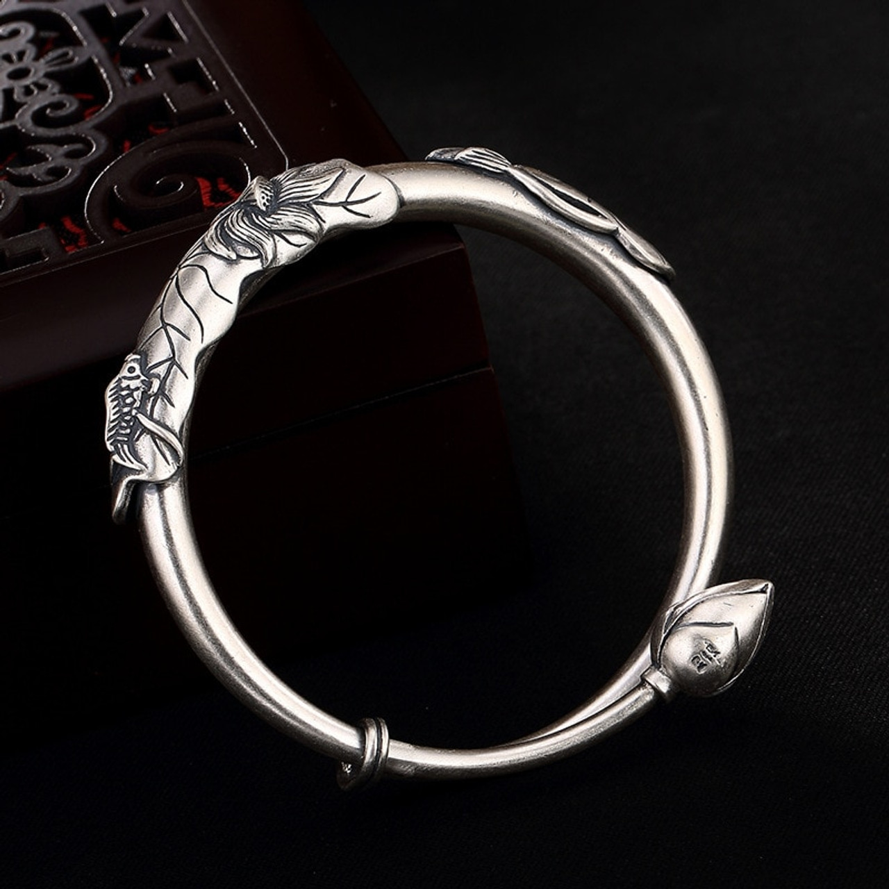 engraved silver bracelets for womens