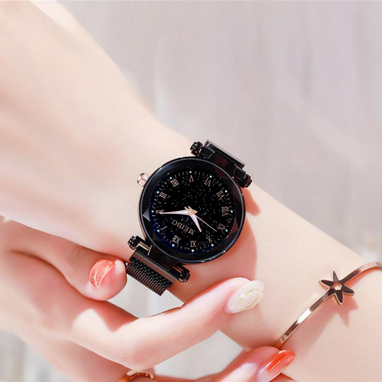 Fashion Starry Sky Lady Luxury Quartz Wrist Watch Woman Wy-137 - China Watch  and Gold Plated Ladies Watch price | Made-in-China.com