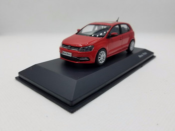 1:43 Diecast Model for Volkswagen VW New Polo 2014 Red Hatchback Alloy Toy Car Miniature Collection Gifts