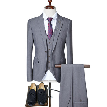Plyesxale Men Suit 2018 Slim Fit Mens Wedding Suits Classic 3 Piece Men Business Suit One Button Black Gray Blue Khaki Q275 