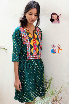 Cotton Printed Neckline with One Side Dory Western Style Kurti-Green