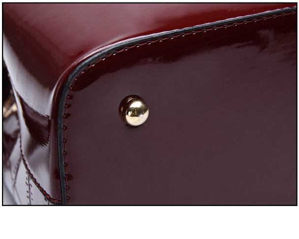 European Fashion Patent Leather Tote Bag 2019 Winter New Dress Women Shoulder Crossbody Bags Large Alligator Female Handbags European Fashion Patent Leather Tote Bag 2019 Winter New Dress Women Shoulder Crossbody Bags Large Alligator Female Handbags