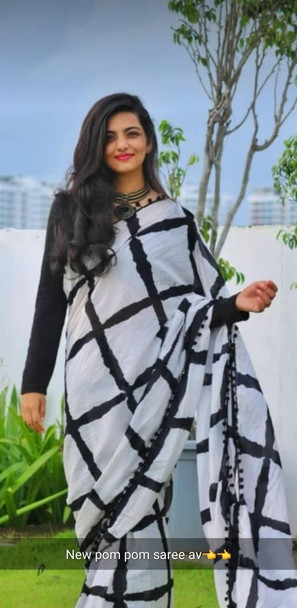 Cotton Mulmul Handblock Print White Saree with Blouse