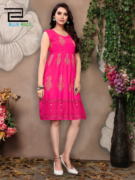 Indian Stylists Sleeves Rayon Print Pink Kurti (Size-M)