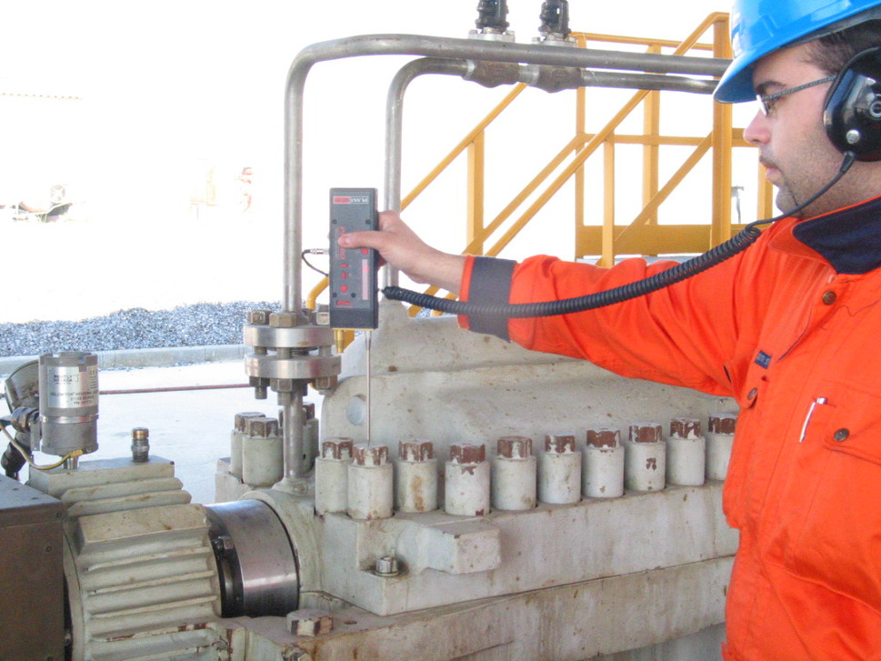 如何选择检漏仪