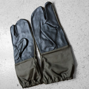 Vintage Utility Gloves