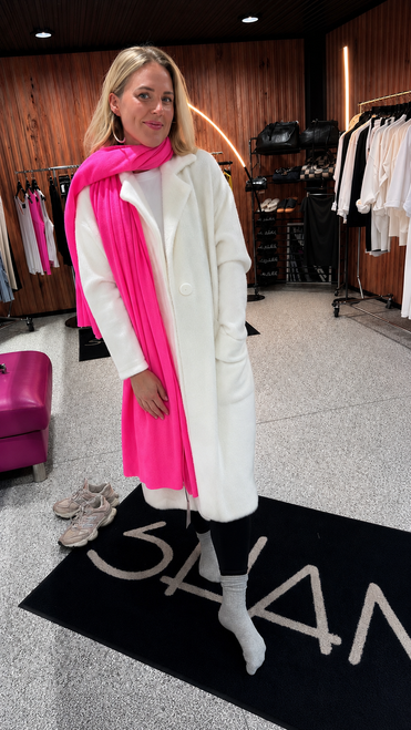 JR 50’S STYLE OFF WHITE FAUX FUR