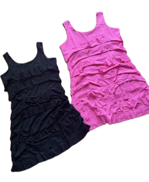 This is true color pink.  
Black is black’