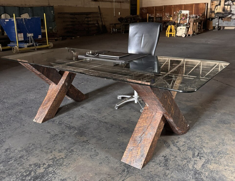 Where Two Lines Meet: The Story Behind the L&N Crossing Desk