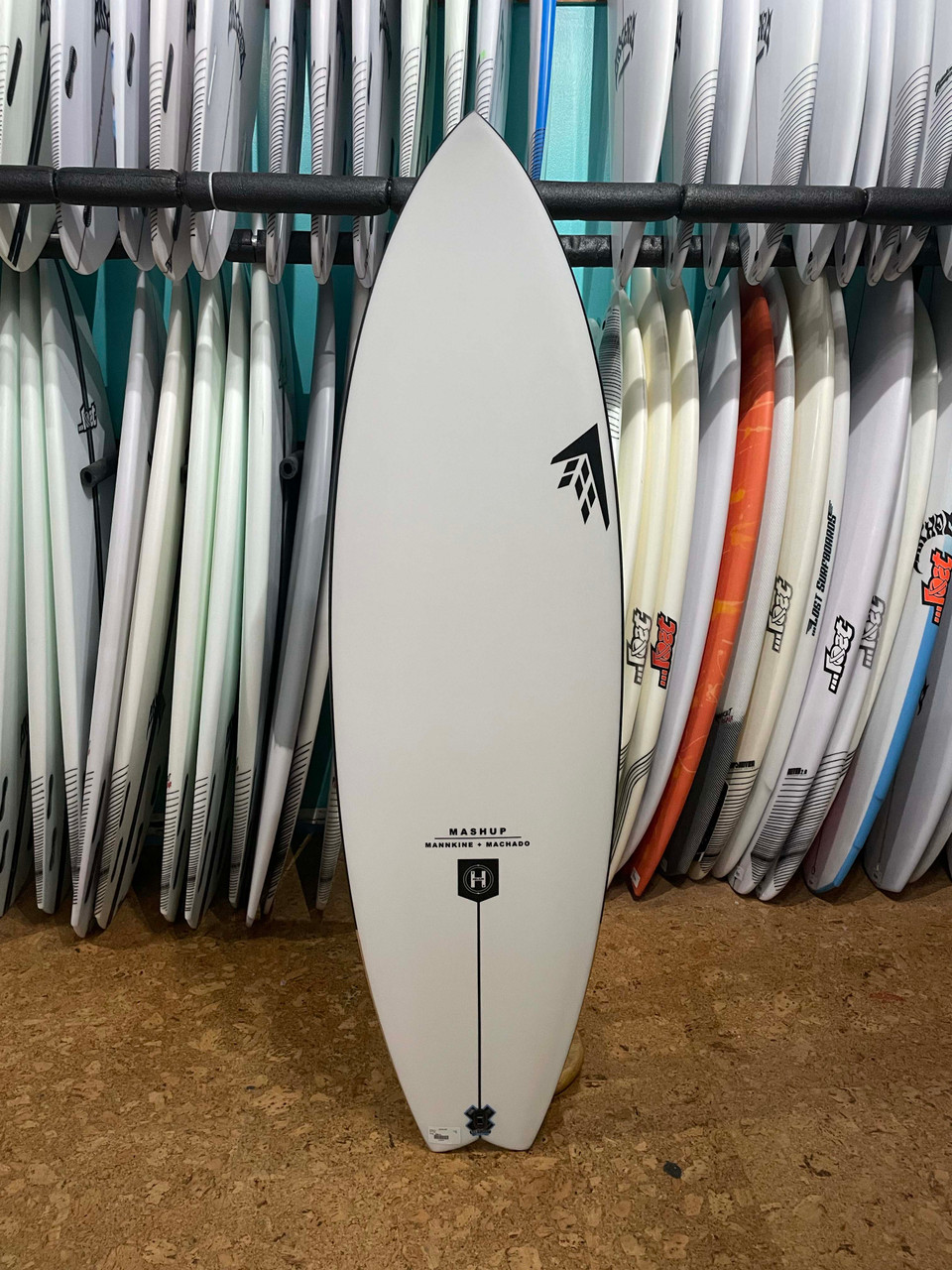 【美品】Firewire mashup 5’7 5'7 FIREWIRE MASHUP SURFBOARD- Catalyst
