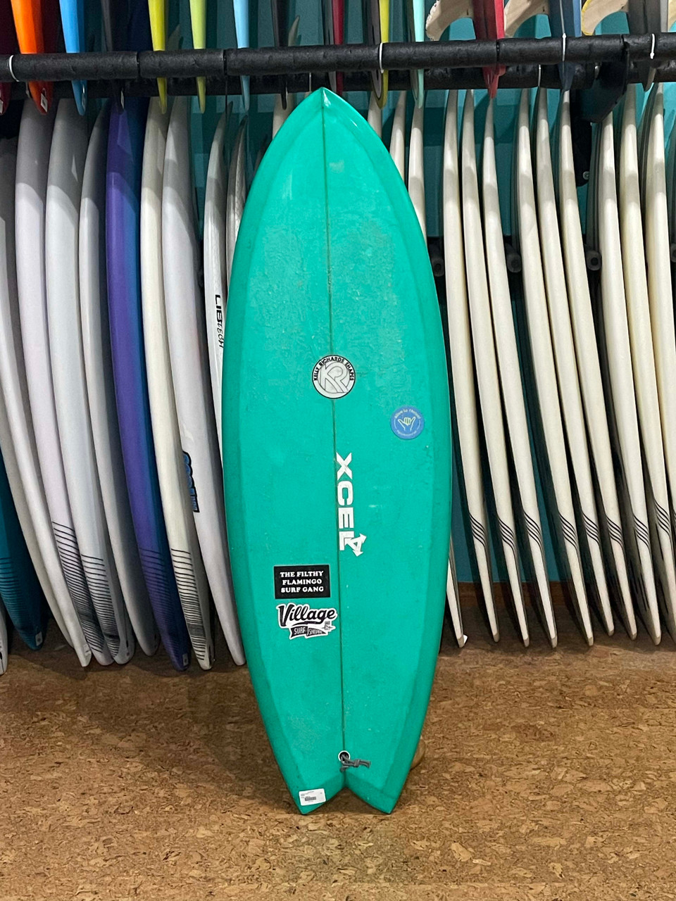 5'4 PERFECTION USED SURFBOARD- Catalyst