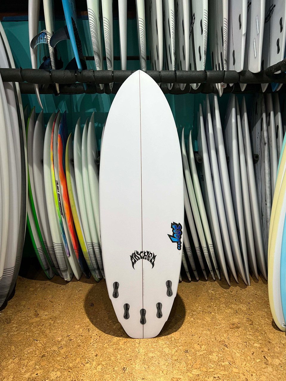 5'7 LOST RV SURFBOARD (226575) Catalyst
