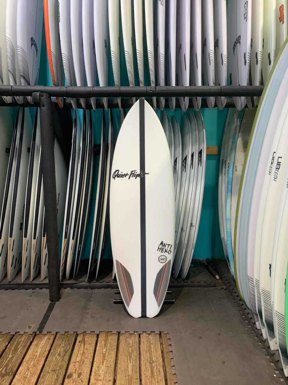 5'6 QUIET FLIGHT ANTI HERO SURFBOARD (61835) Catalyst