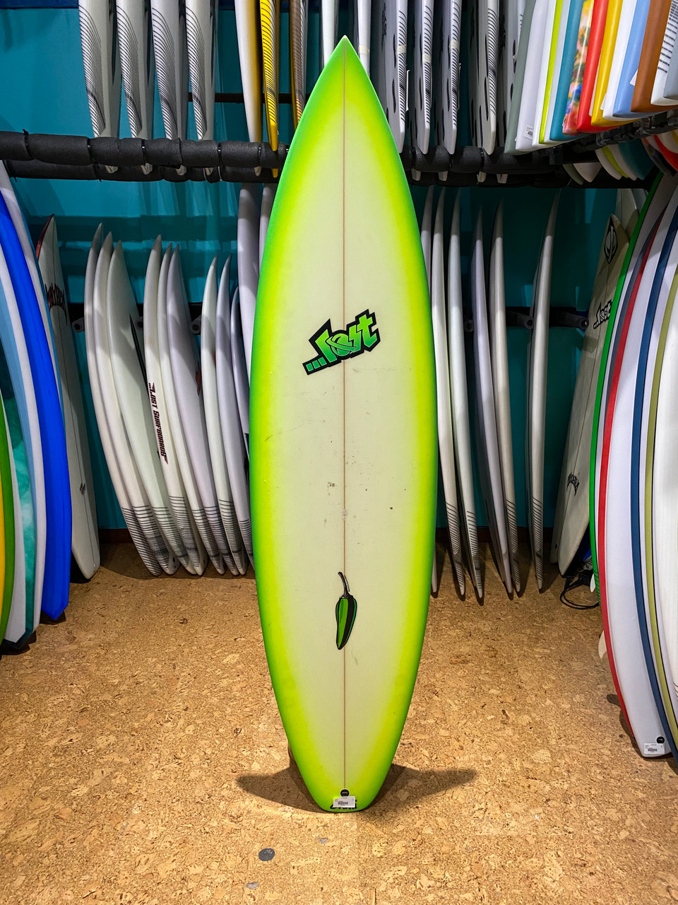 Chili surf board チリ　サーフボード 6'2 CHILI X LOST USED SURFBOARD- Catalyst