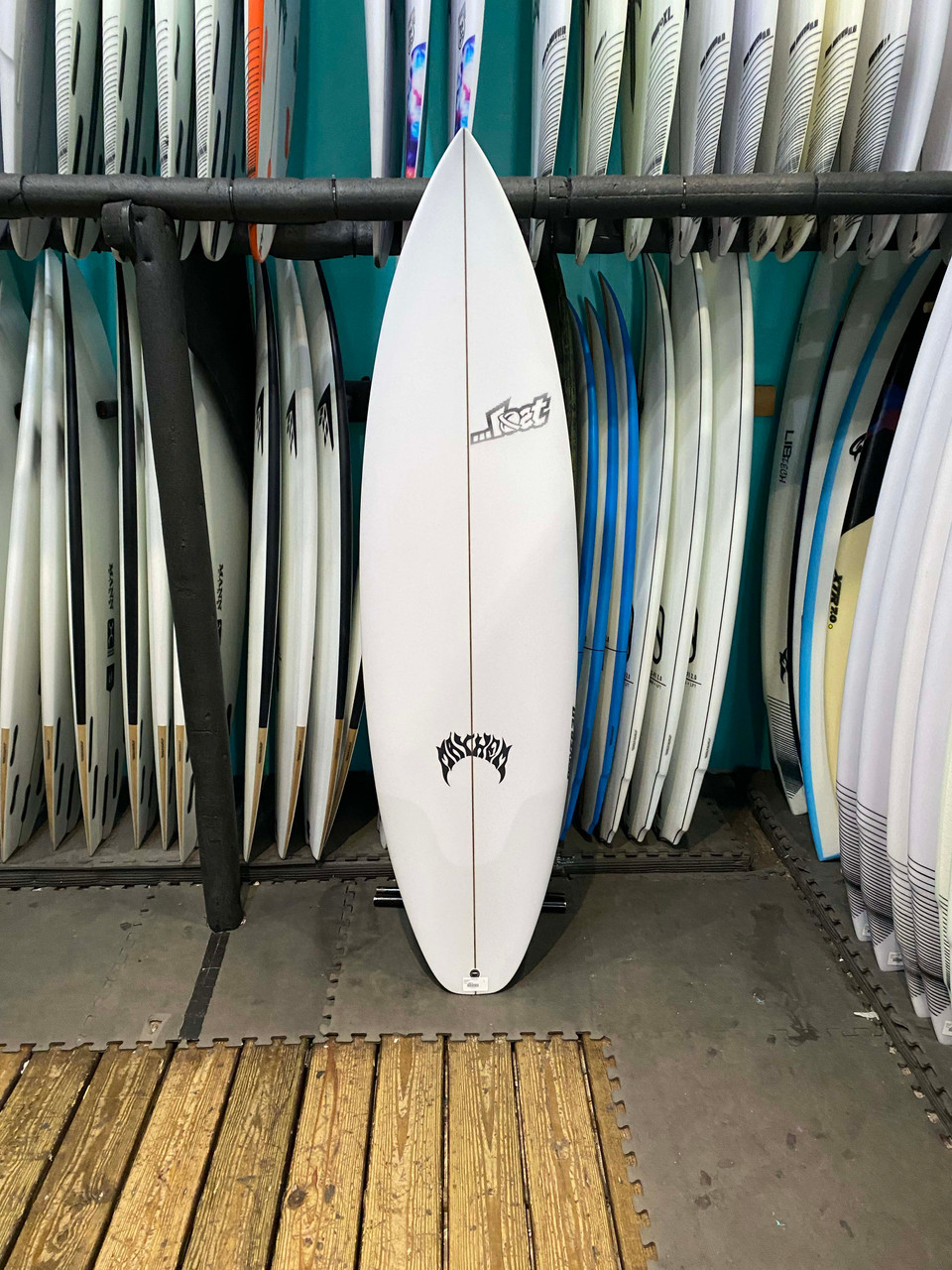 6'1 LOST DRIVER 3.0 SURFBOARD (249639) Catalyst