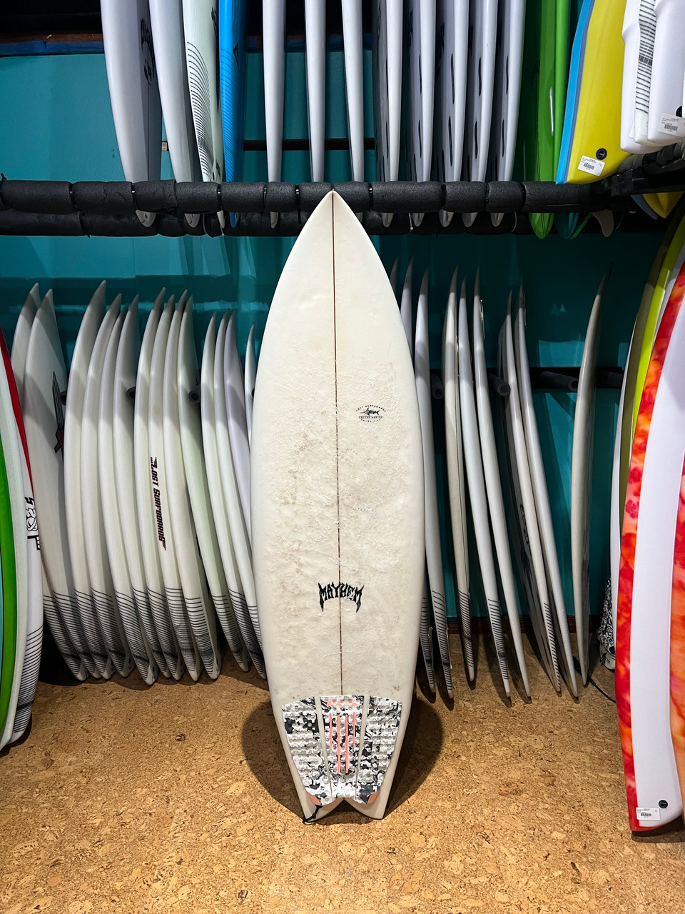 5'7 LOST SWORDFISH USED SURFBOARD (06132253) Catalyst