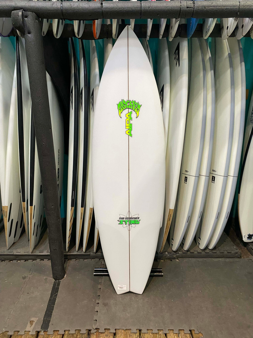 5'6 LOST SUB SCORCHER STING SURFBOARD- Catalyst