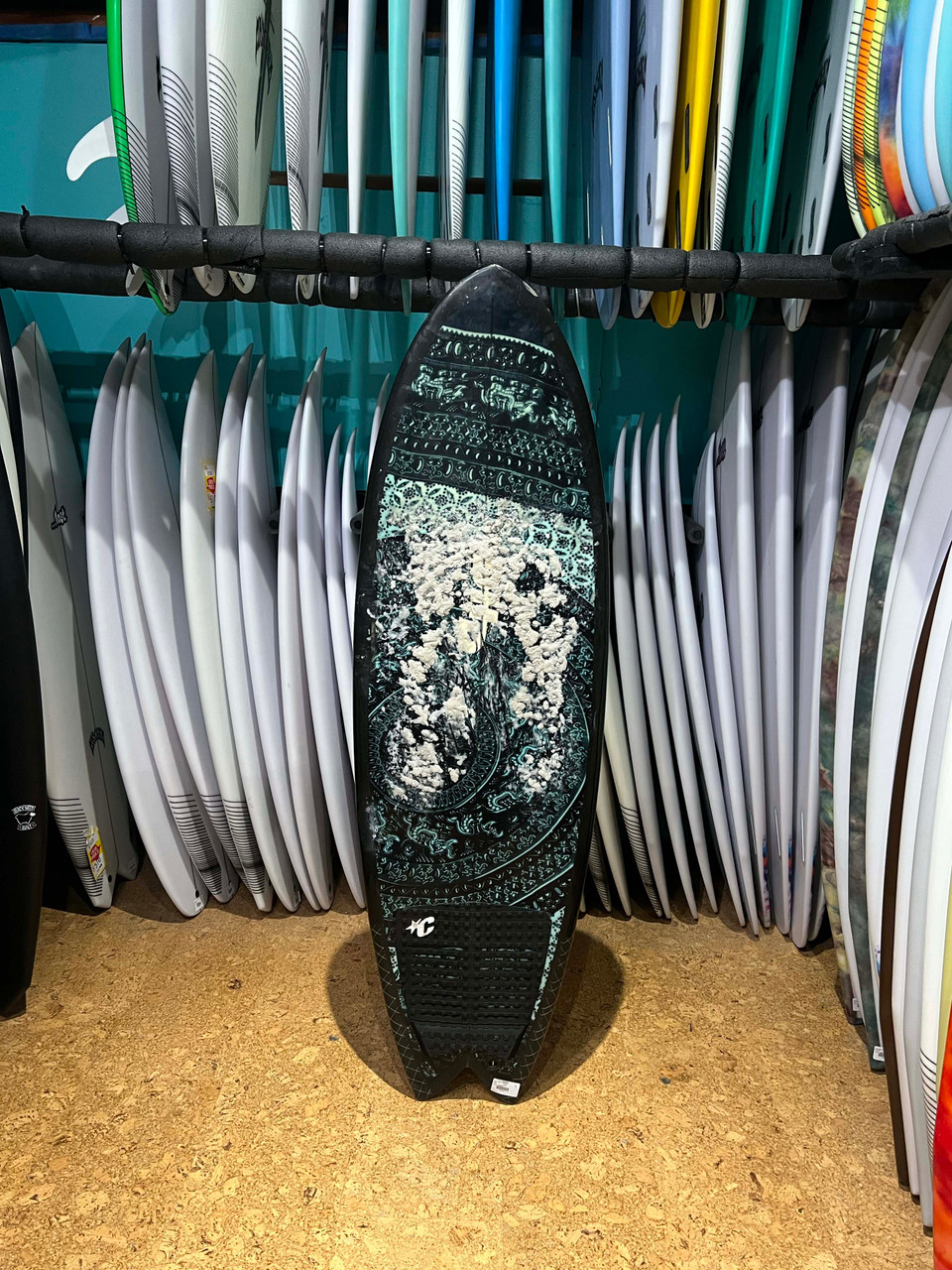 5'7 DHD TWIN USED SURFBOARD- Catalyst
