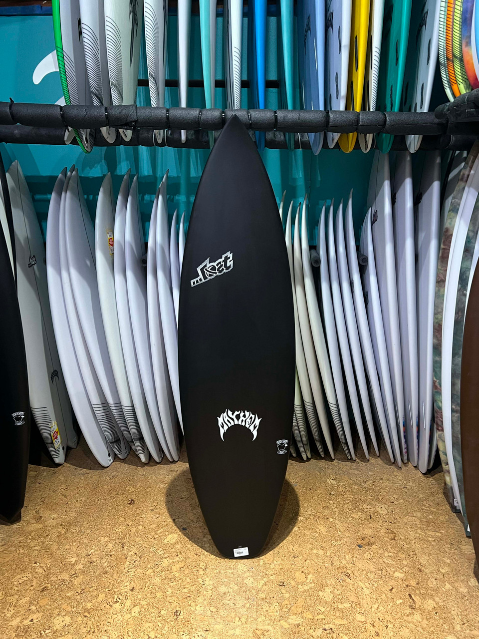 5'7 LOST BLACKSHEEP 3.0 STUB DRIVER SURFBOARD- Catalyst