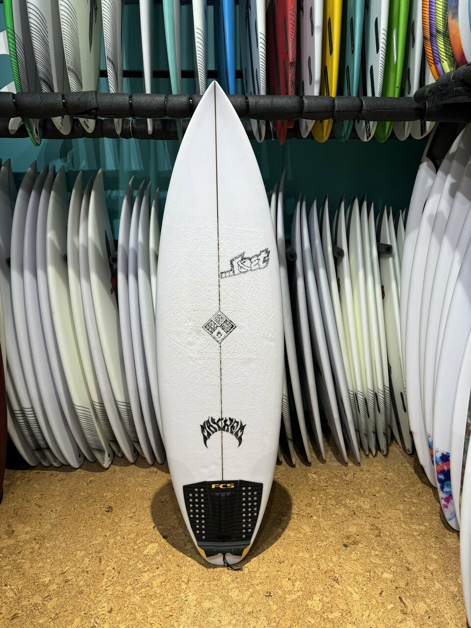 5'8 LOST DRIVER 3.0 PLUS USED SURFBOARD- Catalyst