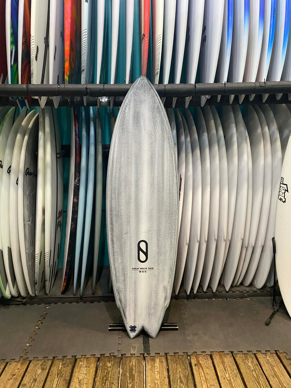 【未使用】FIREWIRE GREAT WHITE TWIN 5'11 5'11 FIREWIRE GREAT WHITE TWIN SURFBOARD- Catalyst