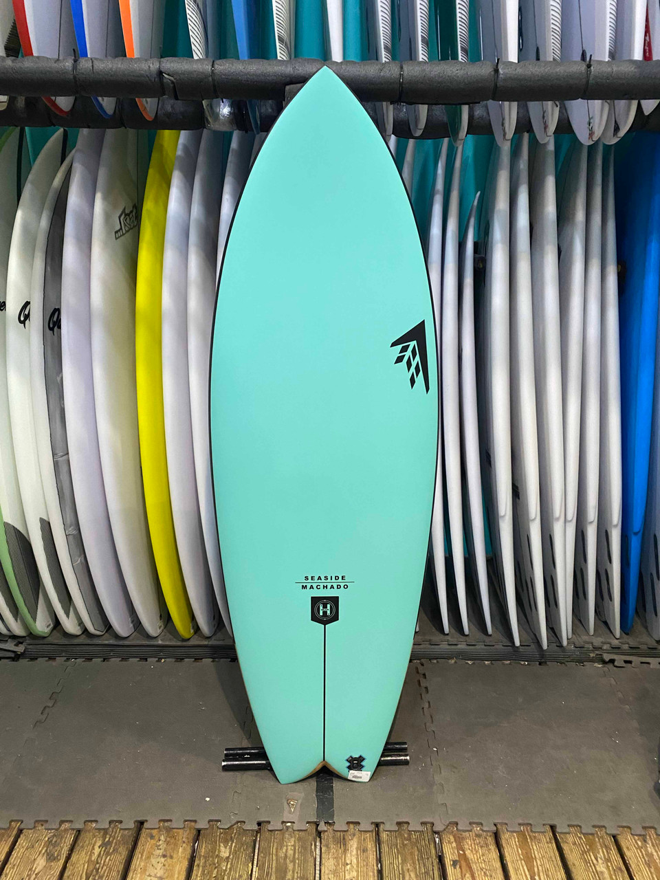 5'9 FIREWIRE SEASIDE HELIUM SURFBOARD (9231930)