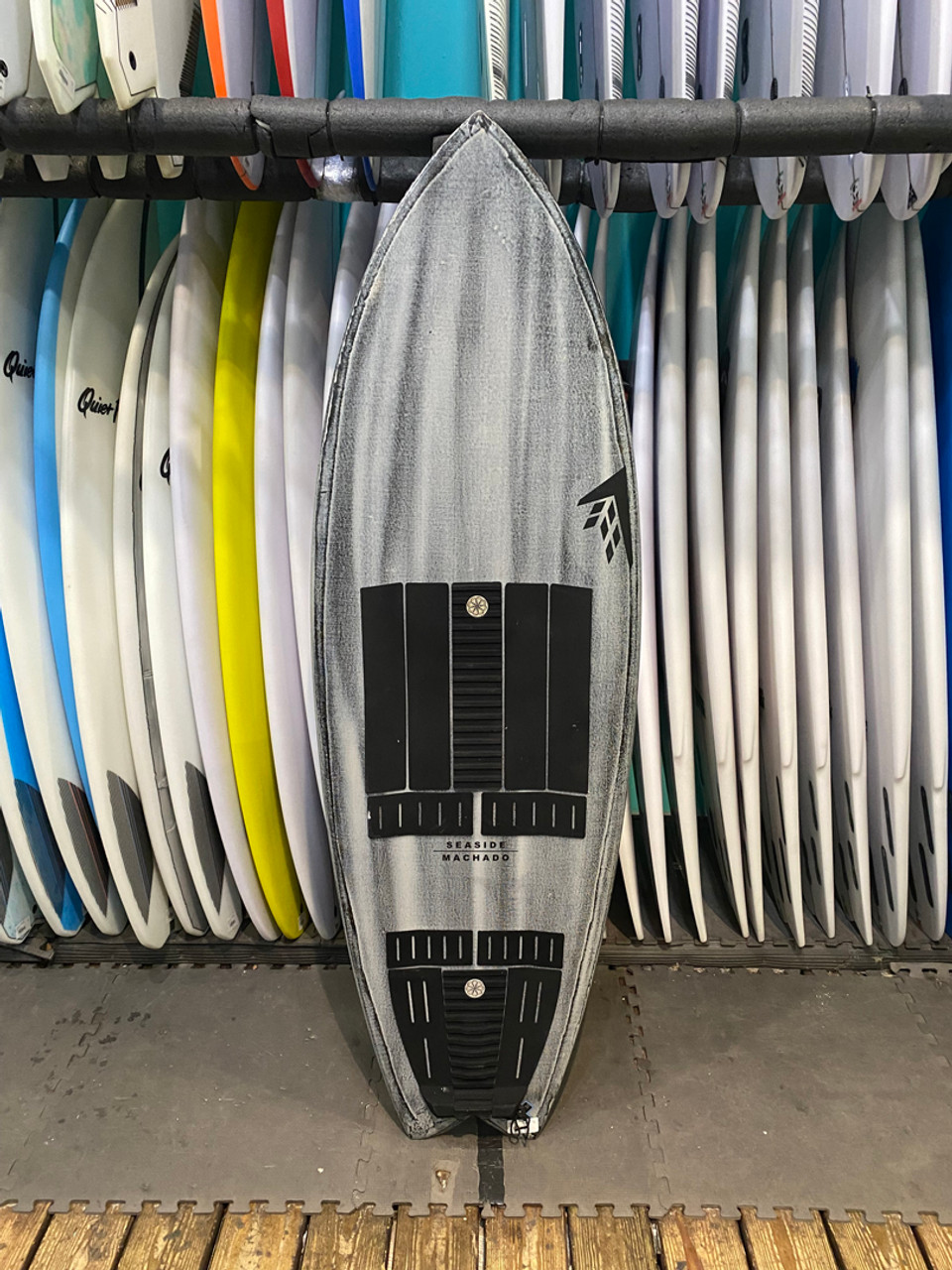 5'9 FIREWIRE SEASIDE HELIUM VOLCANIC USED SURFBOARD (1215477)