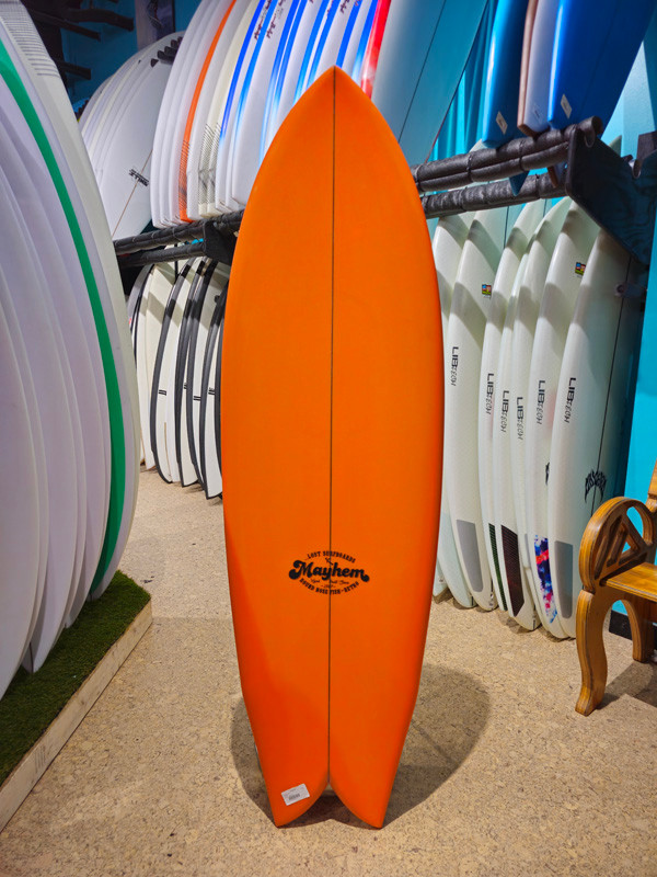 5'4 LOST RNF RETRO SURFBOARD (249880) - Catalyst