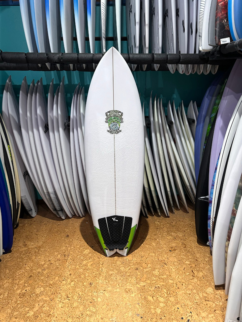 PEACE SURFBOARD 5’10　USED 5'10