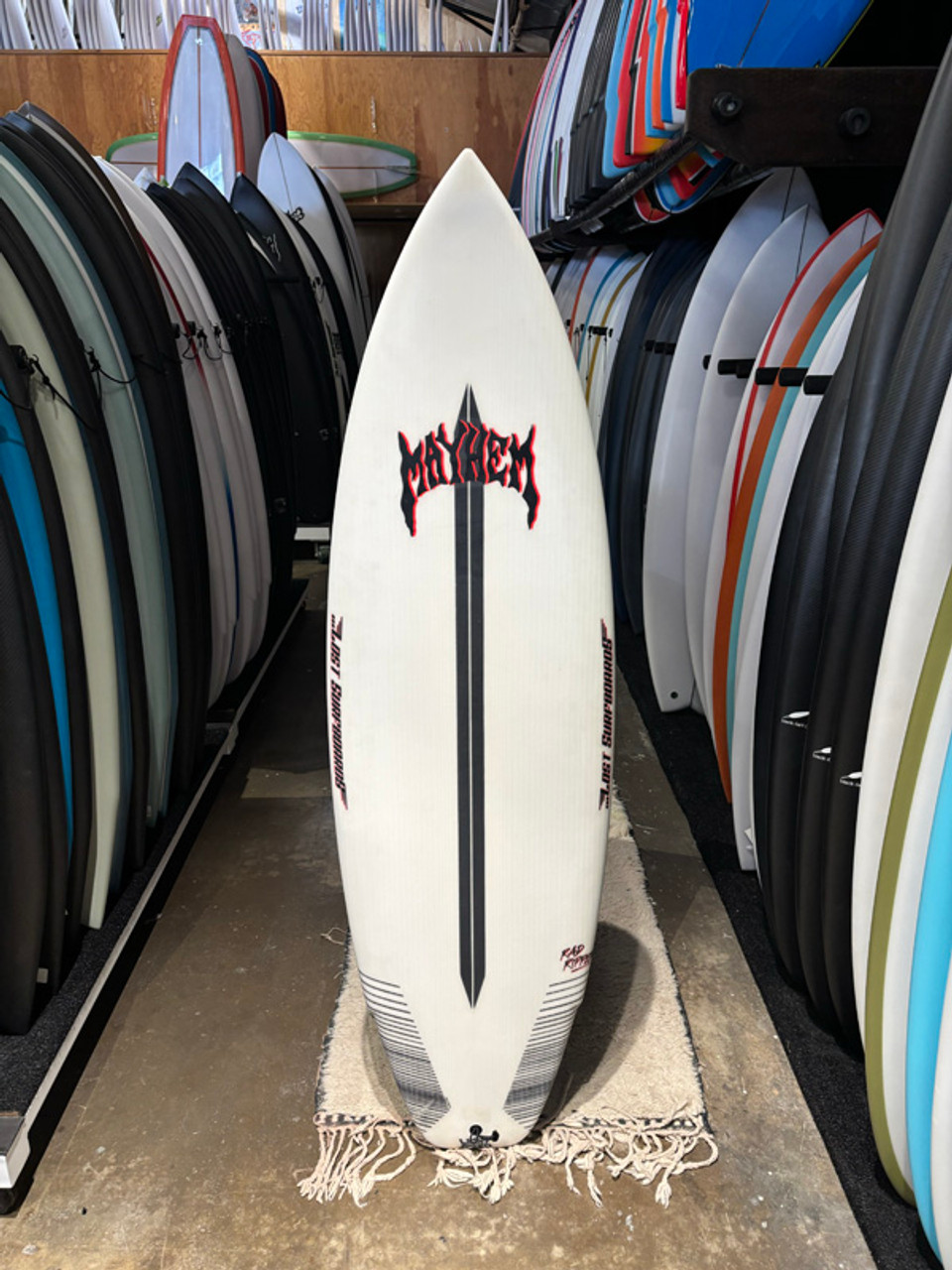 RAD RIPPER　5’7　メイヘム　LOST Lost Rad Ripper 5'7 Consignment Surfboard - Futures - Surf
