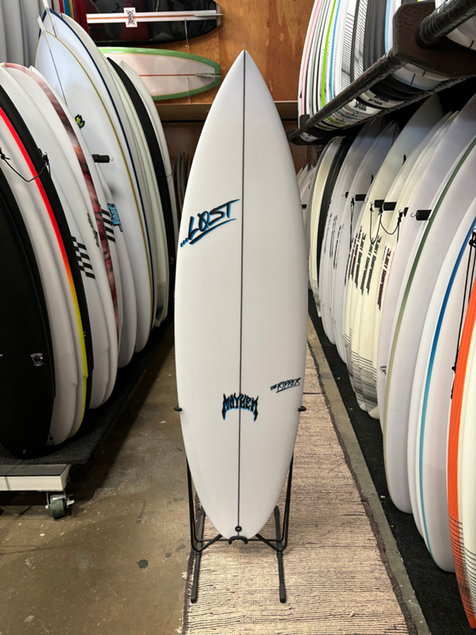 5'8 LOST THE RIPPER ROUND SURFBOARD (277440) - Catalyst at