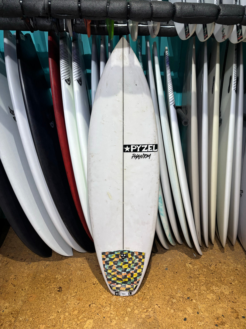 5'6 PYZEL PHANTOM USED SURFBOARD- Catalyst