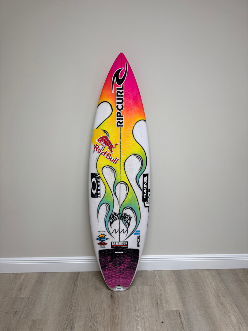5'5 LOST F1 USED SURFBOARD- Catalyst