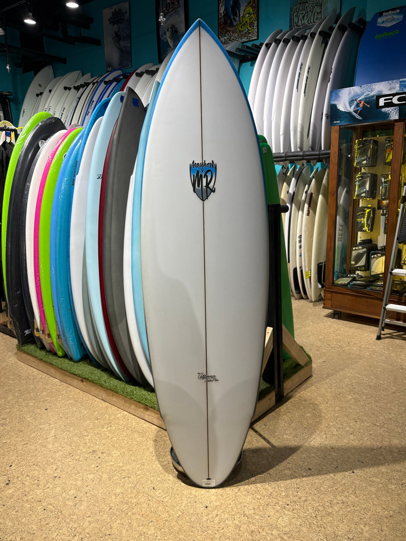 6'4 LOST CALIFORNIA TWIN PIN SURFBOARD- Catalyst