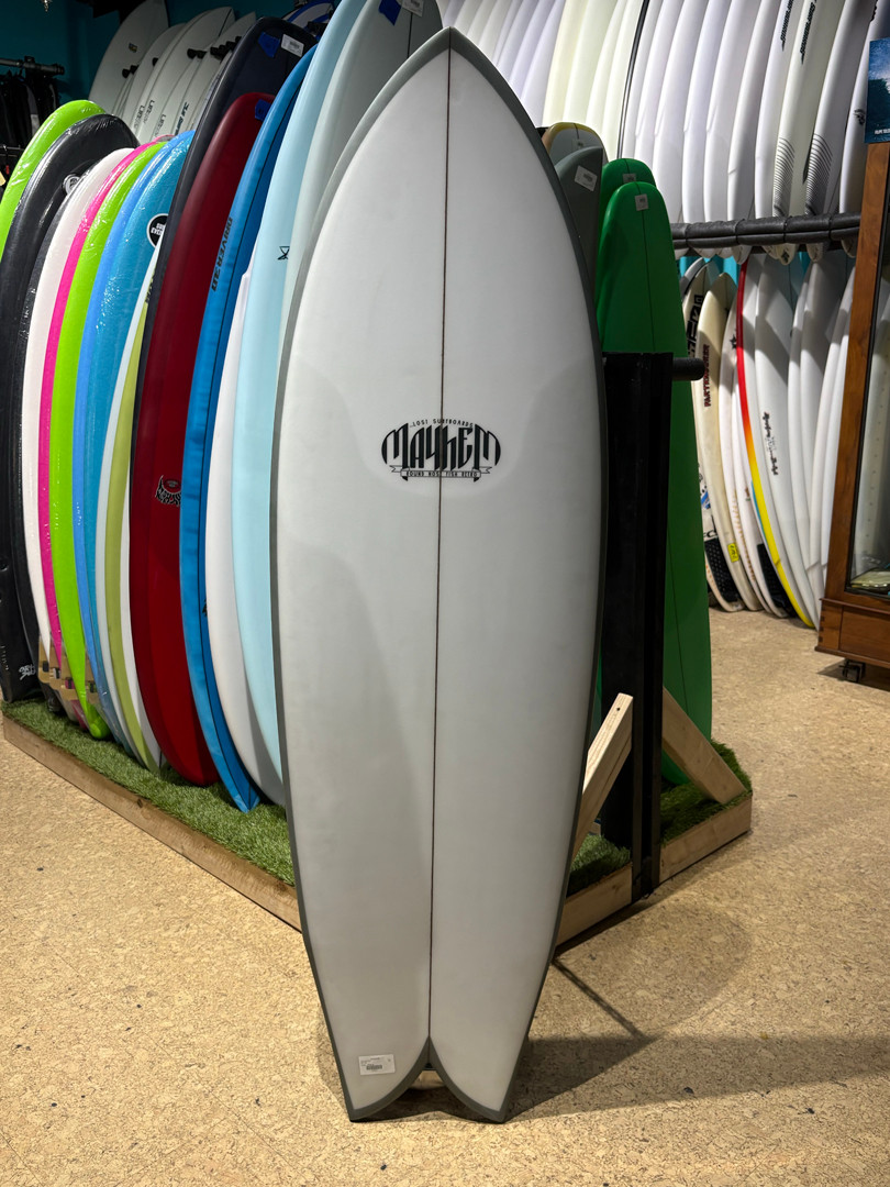 美品 LOST RNF RETRO 5’6 5'6 LOST RNF RETRO REVAMP SURFBOARD- Catalyst
