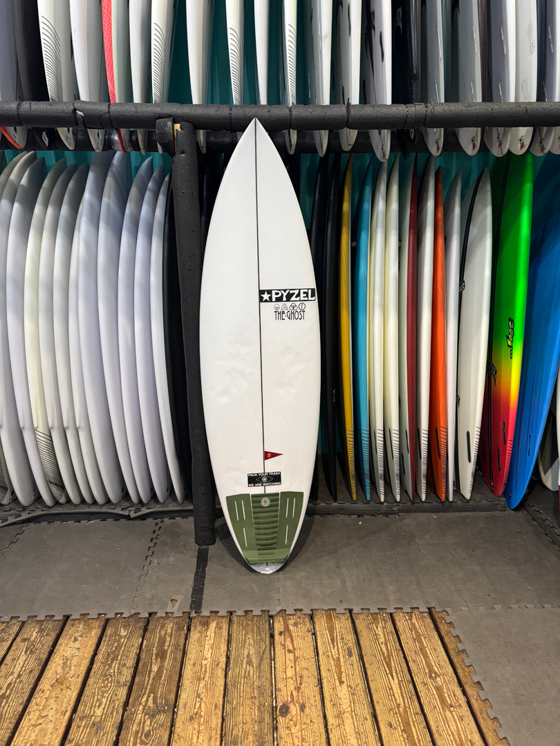 5'8 PYZEL GHOST USED SURFBOARD- Catalyst