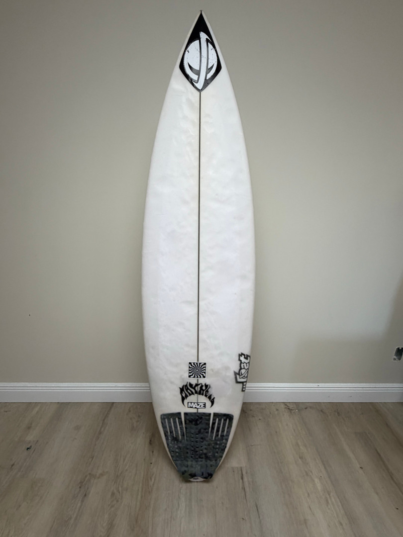 5'11 LOST DRIVER 3.0 USED SURFBOARD- Catalyst
