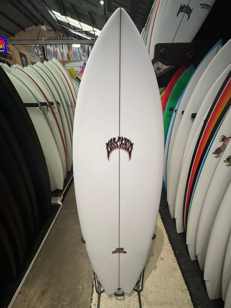 5'5 LOST PISCES SURFBOARD (289507) - Catalyst at Bashams