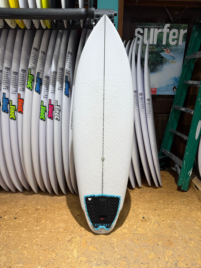 5'7 CHRISTENSON LANE SPLITTER USED SURFBOARD- Catalyst