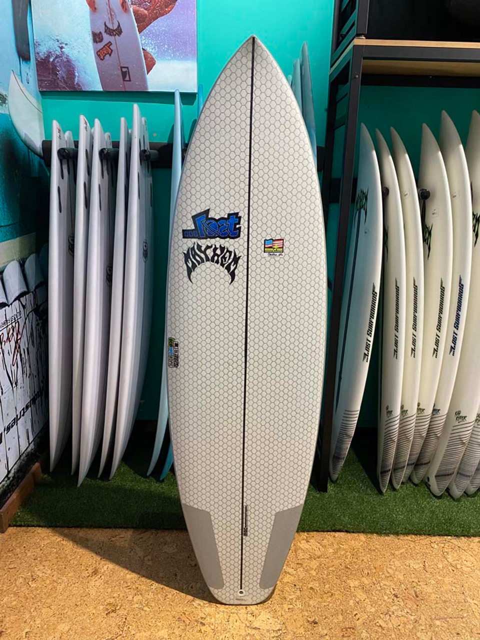 5'10 LOST LIB TECH SHORT ROUND SURFBOARD- Catalyst