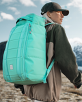 DB BOARD BAGS HUGGER BACKPACK 30L GLACIER GREEN (EX)