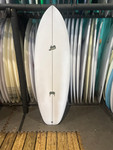 5'10 LOST PUDDLE JUMPER SURFBOARD (294333)
