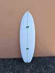 5'10 LOST PUDDLE JUMPER SURFBOARD (294020)