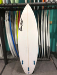 5'10 QUIET FLIGHT VANDAL SURFBOARD (59029)