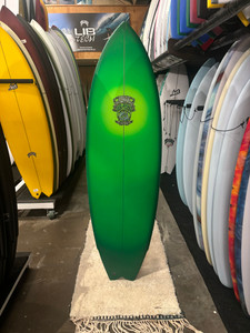 6'1 LOST PISCES SURFBOARD (270444) 6'1 LOST PISCES SURFBOARD (270444)