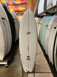 5'6 LOST RNF 96 SURFBOARD (287404) 5'6 LOST RNF 96 SURFBOARD (287404)