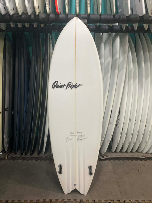 5'10 QUIET FLIGHT BADFISH SURFBOARD (61468)