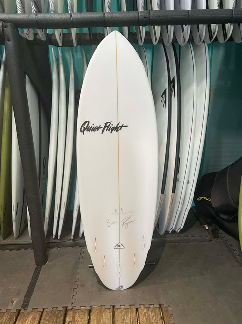 5'6 QUIET FLIGHT DOUBLE AGENT SURFBOARD (61730)