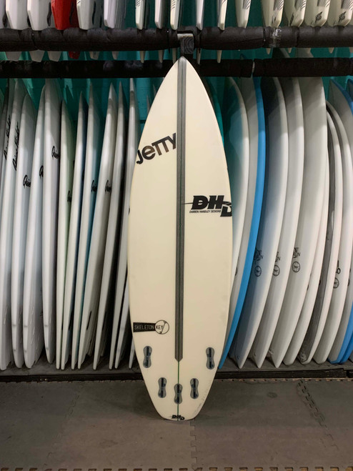 5'9 DHD DUCK NUTS USED SURFBOARD- Catalyst